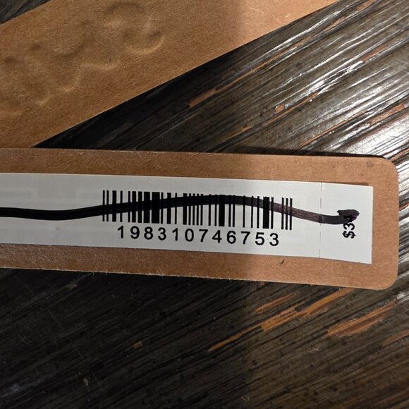 Skims Fits Everybody Scoop Neck Bralette Black NWT Med Deodorant Marks - Picture 12 of 16